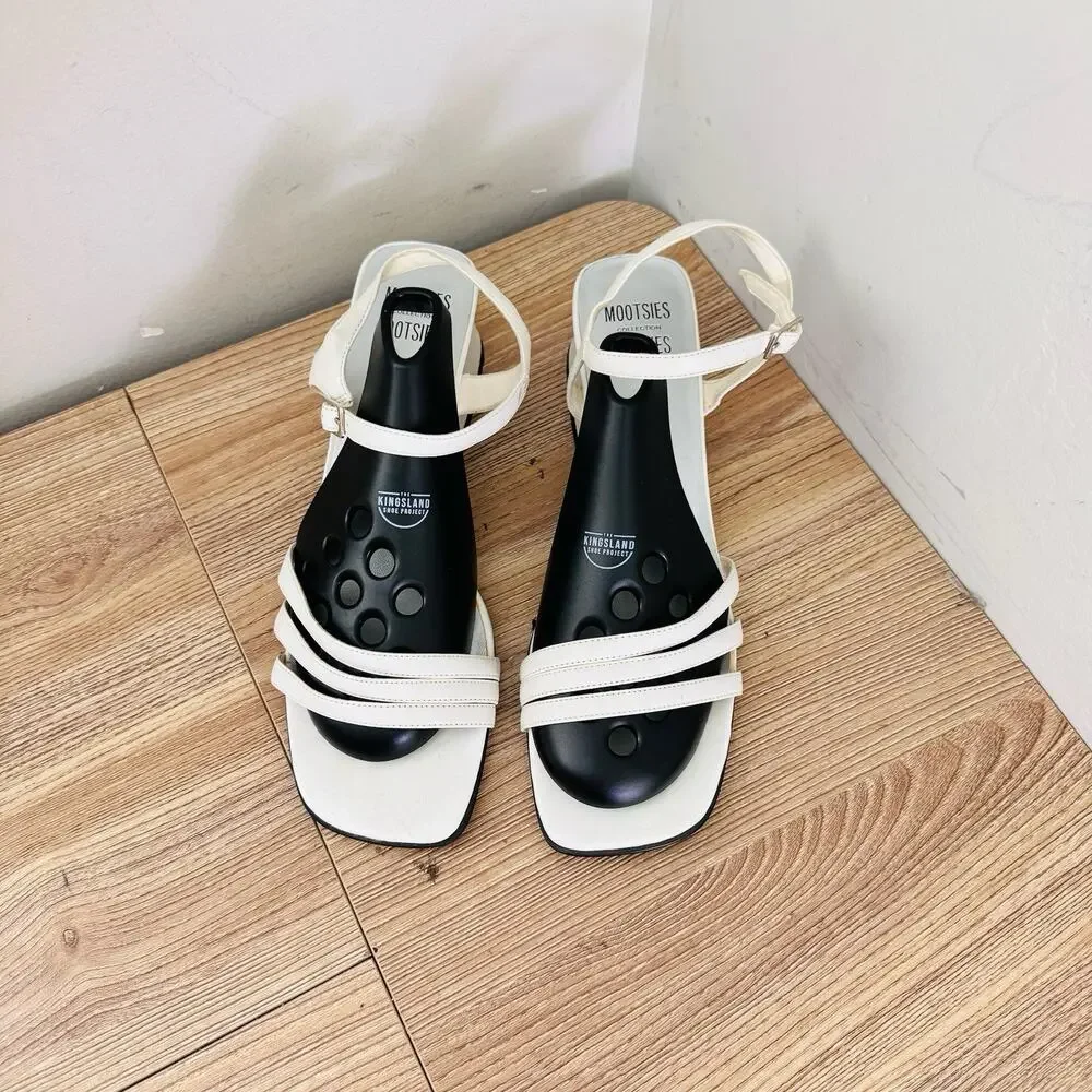Mootsies Tootsies White Strappy Pumps Women’s Size 10